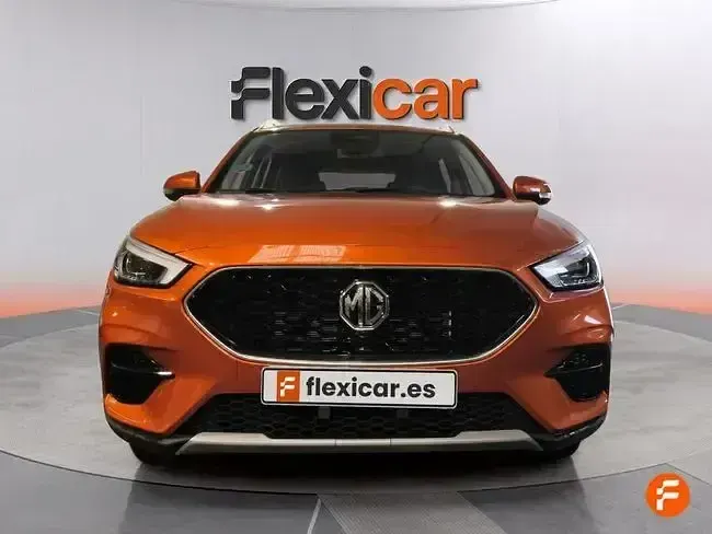 Usado MG ZS Comfort 116 CV (85 kW) 2025 Naranja SUV
