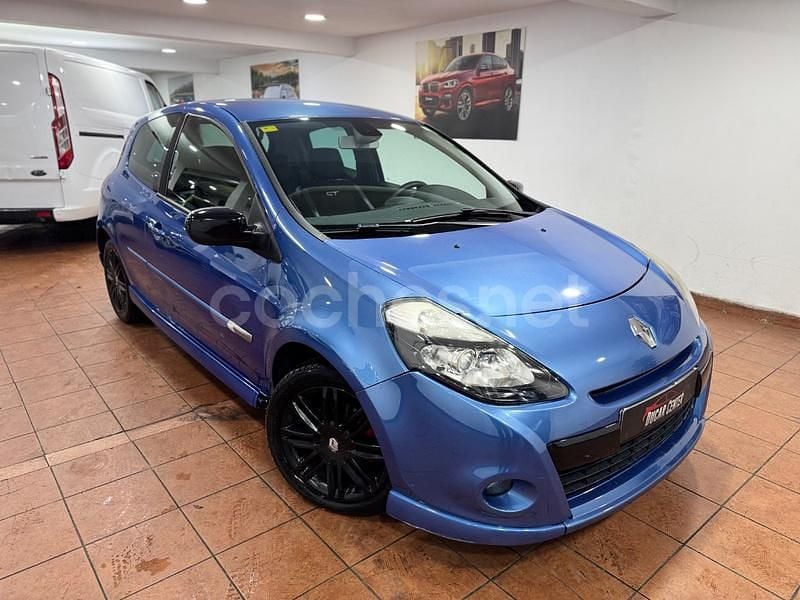 Azul Usado 2011 Renault Clio II GT Berlina | 4490 € (Buen precio) - Imagen 1/4