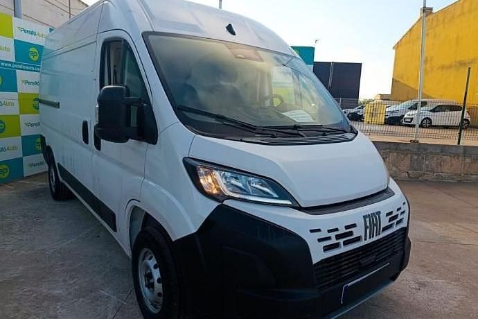 Blanco Nuevo 2025 Fiat Ducato Van | 29.887 € - Imagen 1/4
