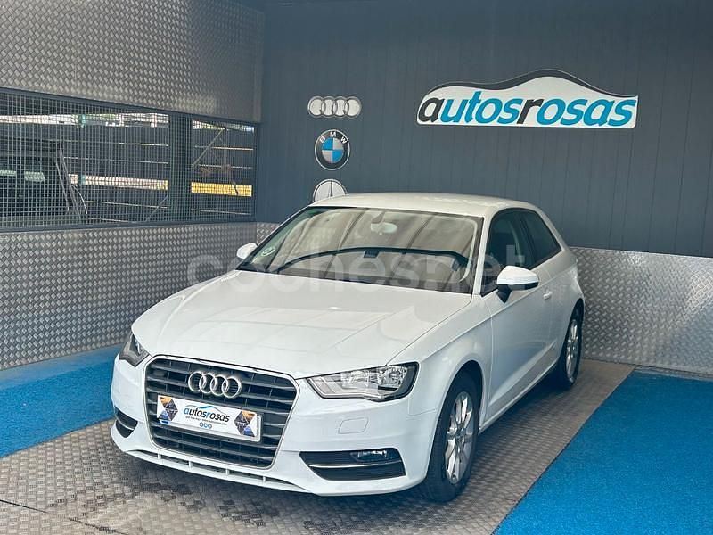Blanco Usado 2013 Audi A3 Attraction Berlina | 13.900 € (Un poco caro) - Imagen 1/4