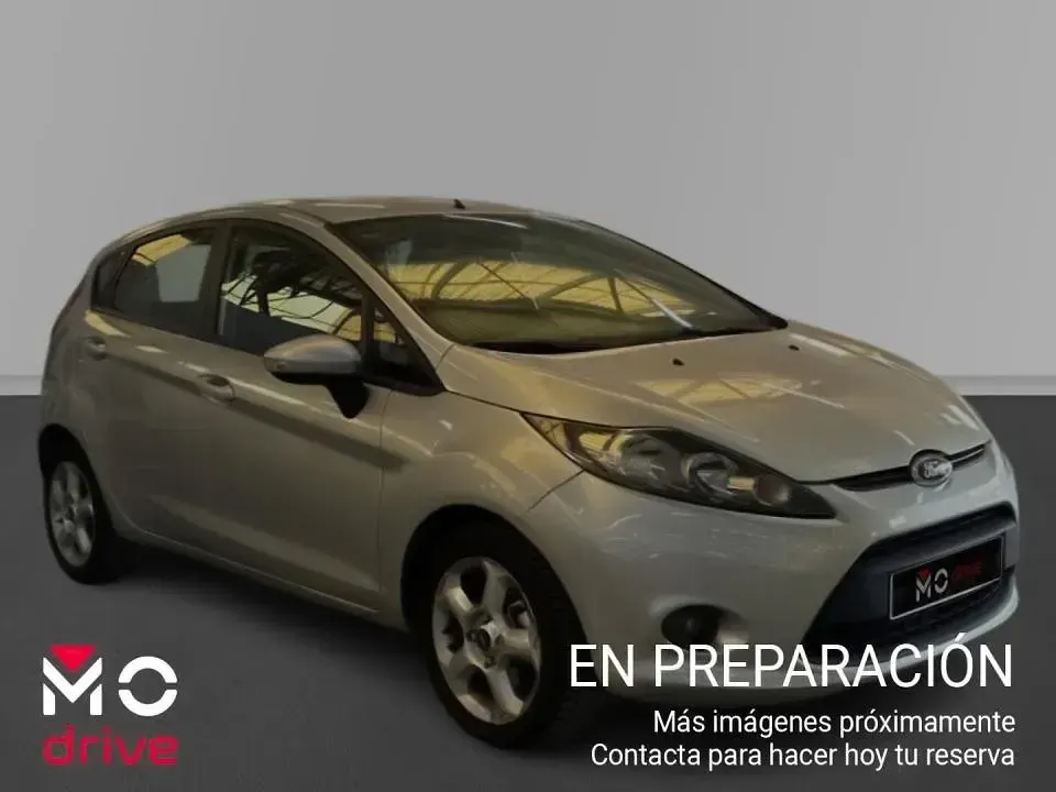 Usado Ford Fiesta Trend 90 CV (66 kW) 2009