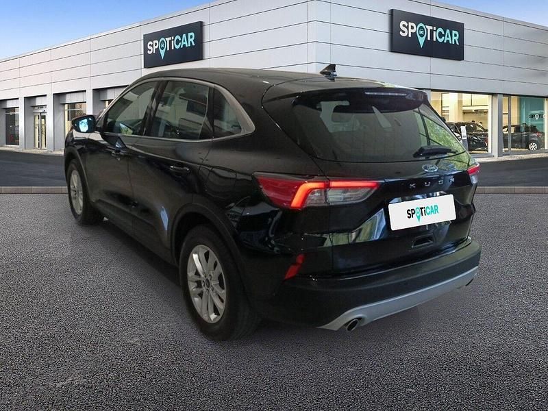 Usado Ford Kuga Titanium 120 CV (88 kW) 2020 Negro SUV