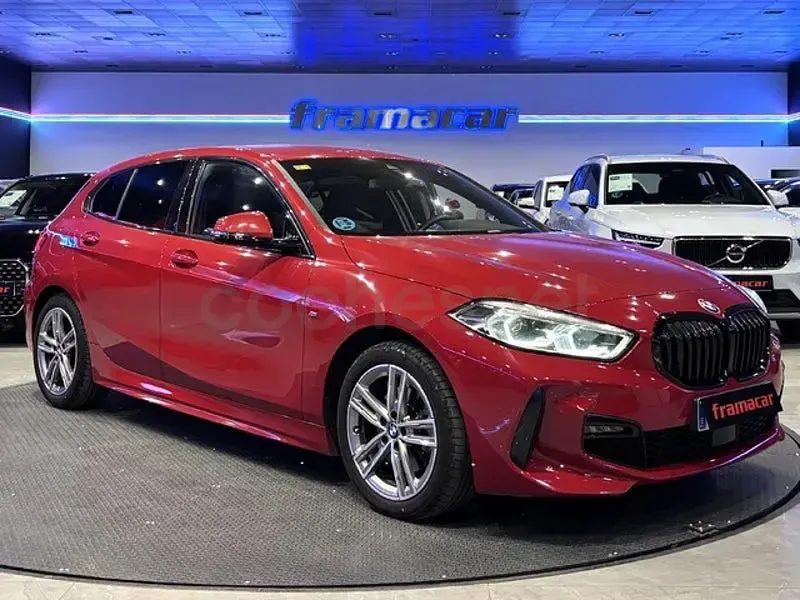 Usado BMW 118 Shadowline 140 CV (102 kW) 2020 Rojo Berlina