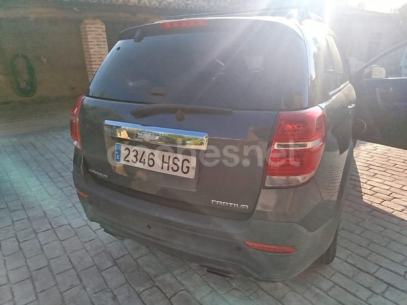 Usado Chevrolet Captiva LT 163 CV (119 kW) 2013 Gris / plata SUV