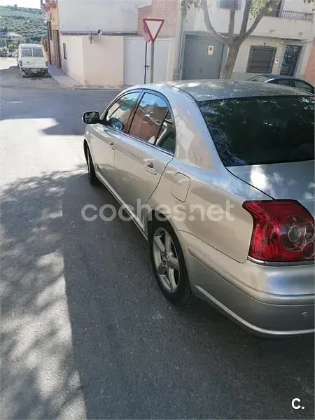 Käytetty Toyota Avensis Executive 177 HP (130 kW) 2006 Harmaa Farmari