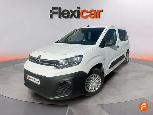 Usado Citroën Berlingo Feel 102 CV (75 kW) 2019 Blanco Monovolumen