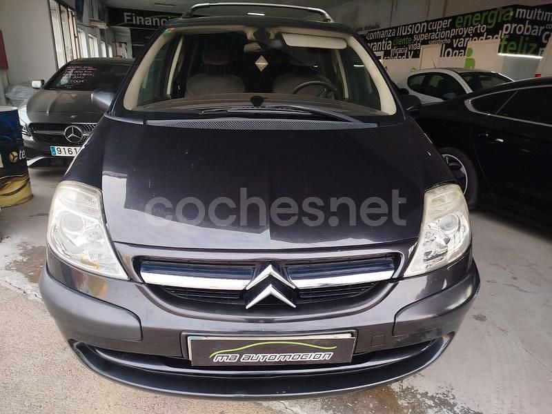Negro Usado 2004 Citroën C8 Monovolumen | 4900 € (Precio justo) - Imagen 1/4