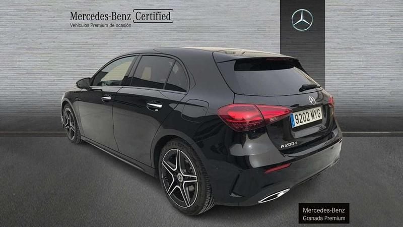 Usado Mercedes A200 150 CV (110 kW) 2025 Negro Berlina