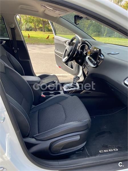 Usado Kia Ceed GT GT-Line 136 CV (100 kW) 2021 Blanco Familiar