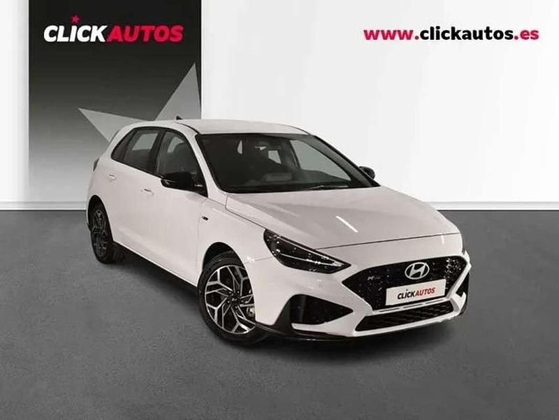 Usado Hyundai i30 N Line 97 CV (71 kW) 2025 Blanco Utilitario