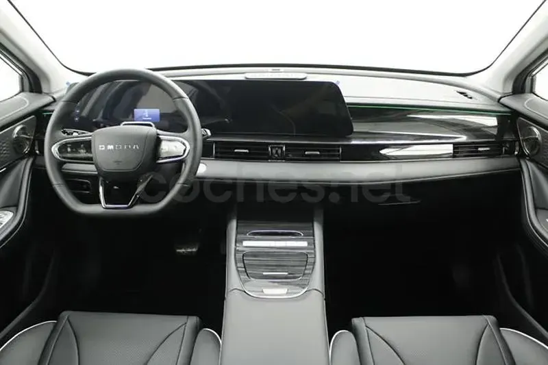 Usado Omoda 5 147 CV (108 kW) 2025 Gris / plata SUV
