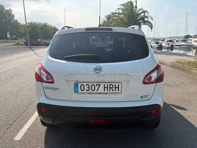 Usado Nissan Qashqai Tekna 130 CV (95 kW) 2013 Blanco SUV