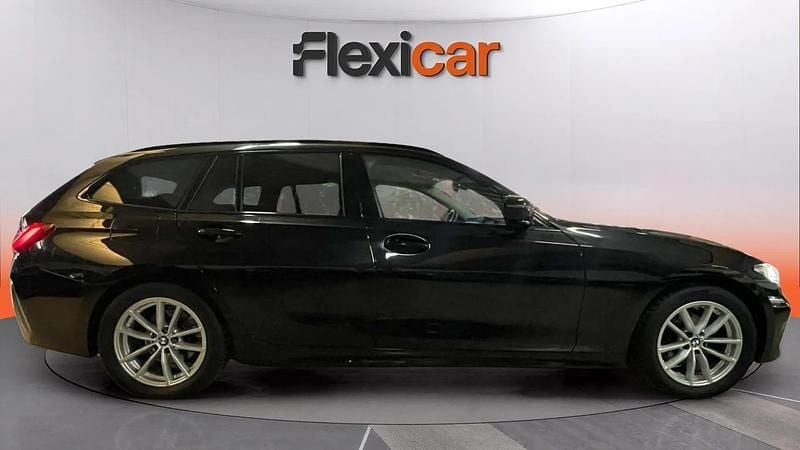 Usado BMW 320e 190 CV (139 kW) 2023 Negro Familiar