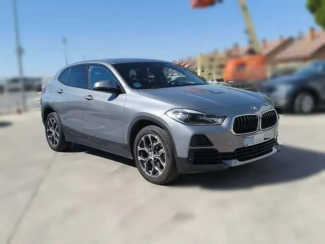 Usado BMW X2 136 CV (100 kW) 2023 Gris SUV