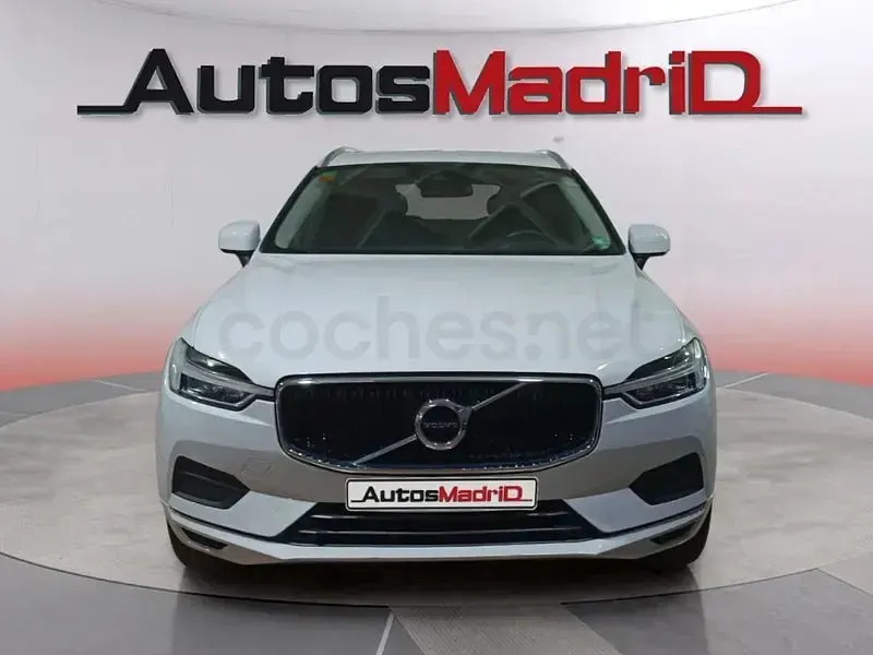 Usado Volvo XC60 Momentum 150 CV (110 kW) 2019 Blanco SUV