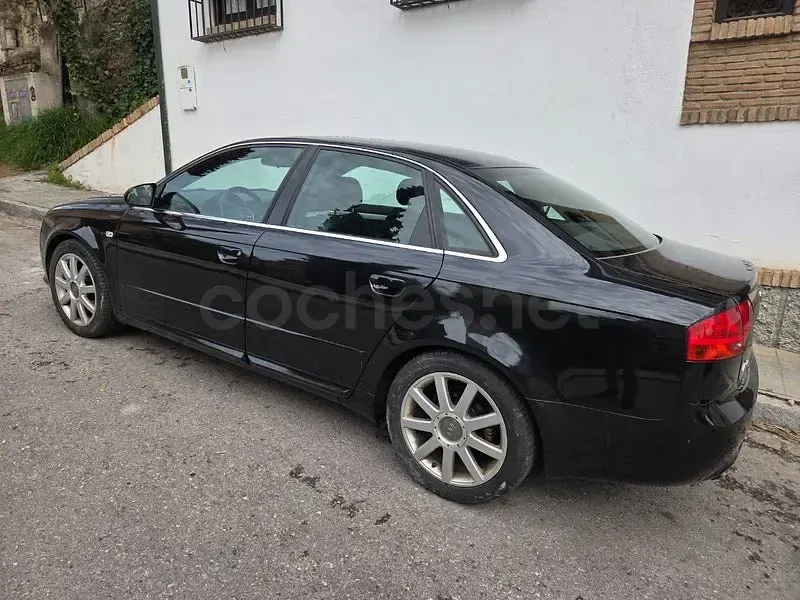 Käytetty Audi A4 140 HP (102 kW) 2006 Vihreä Sedan