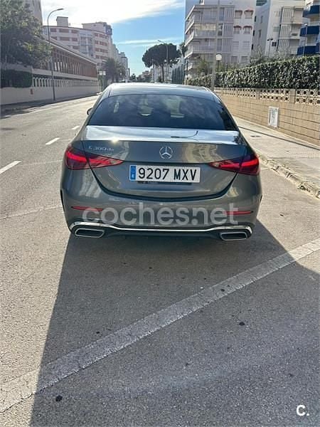Usado Mercedes C300e 313 CV (230 kW) 2025 Gris / plata Berlina