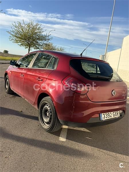 Usado Fiat Bravo Active 105 CV (77 kW) 2010 Rojo Utilitario