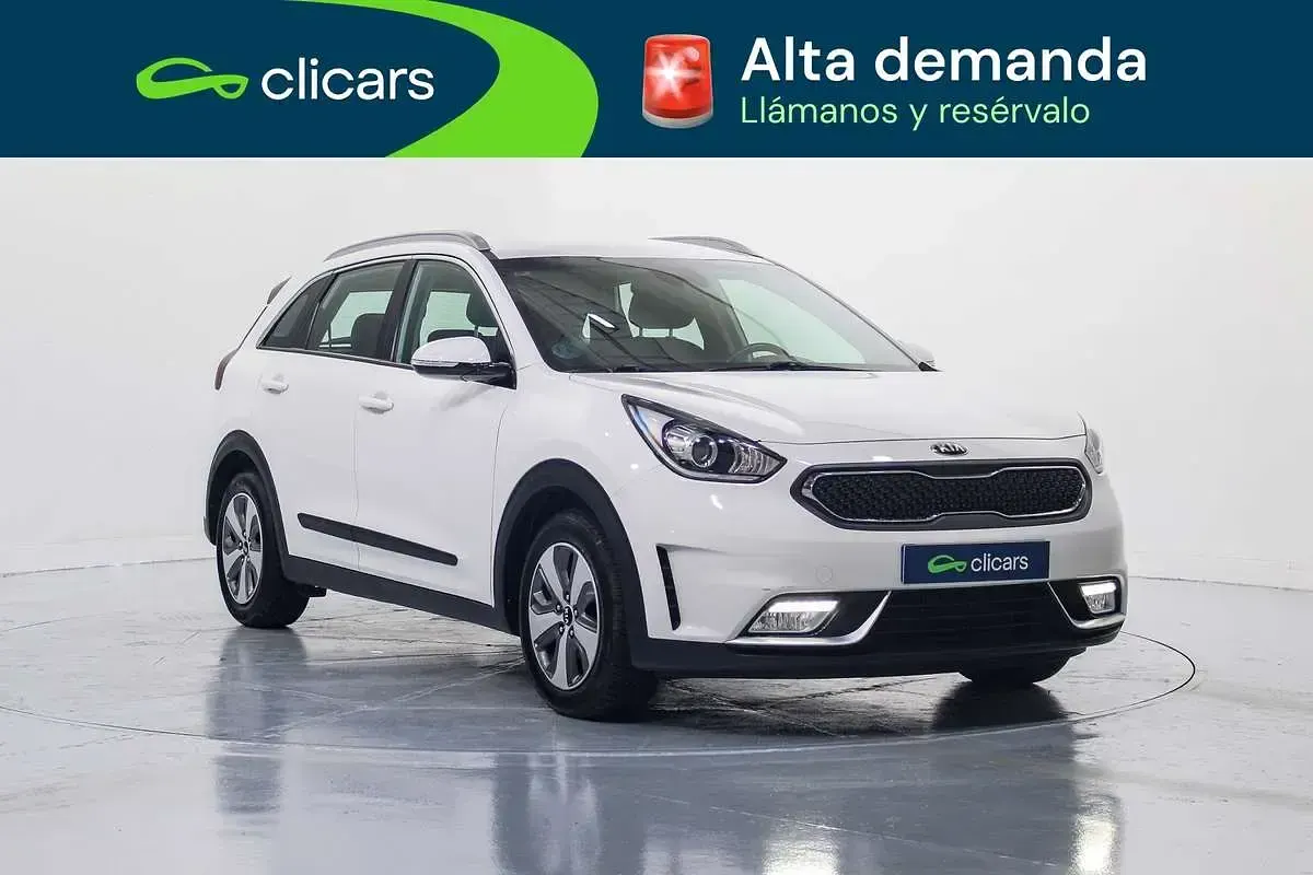 Käytetty Kia Niro 105 HP (77 kW) 2019 Valkoinen Katumaasturi