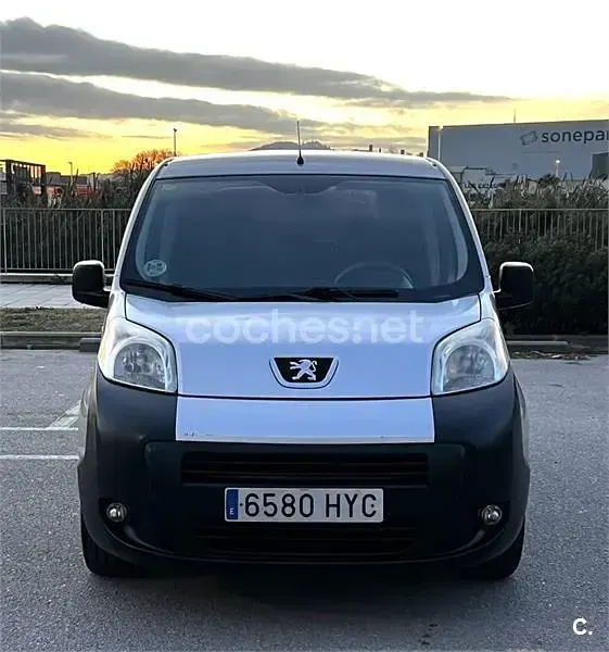 Usado Peugeot Bipper Active 75 CV (55 kW) 2014 Gris / plata Monovolumen