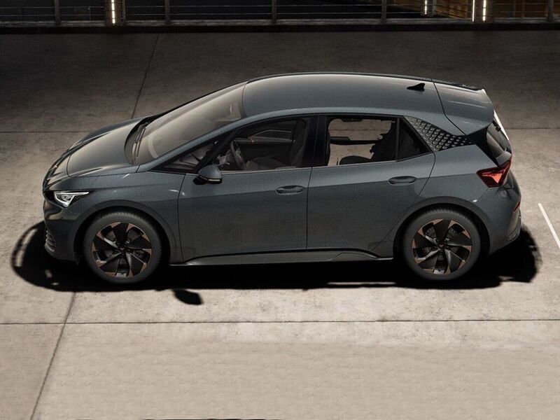 Usado Cupra Born e-Boost 169 kW (231 CV) 2023 Gris Utilitario
