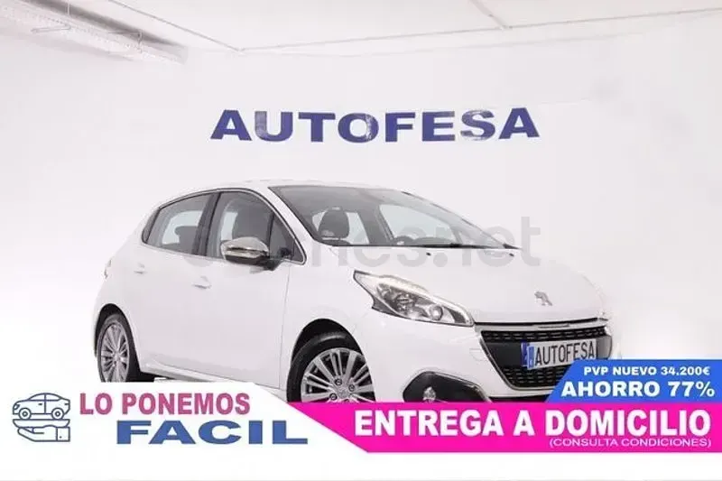 Usado Peugeot 208 Allure 82 CV (60 kW) 2016 Blanco Utilitario