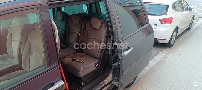 Usado Citroën C8 130 CV (95 kW) 2005 Gris / plata Monovolumen