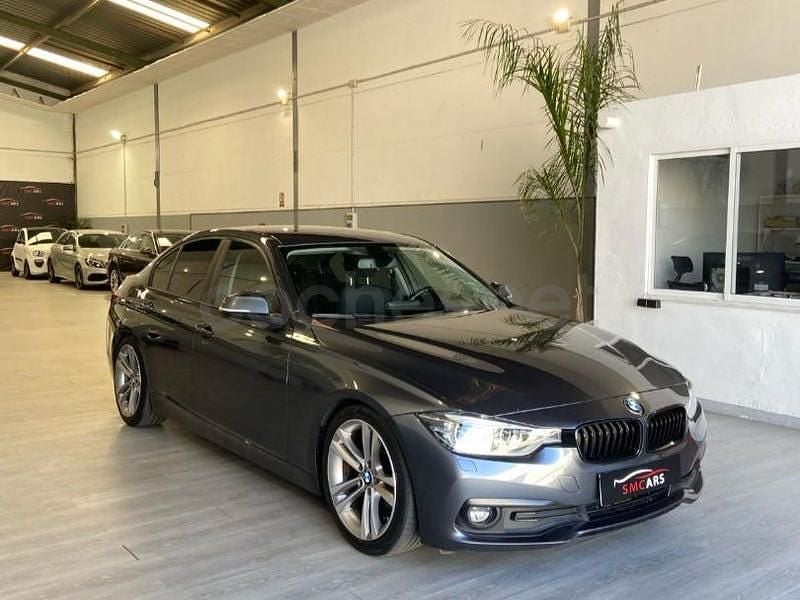 Usado BMW 320 Comfort Edition 190 CV (139 kW) 2019 Gris / plata Berlina