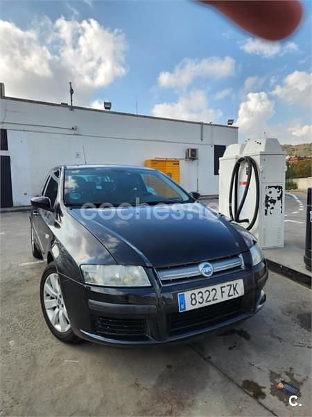 Negro Usado 2008 Fiat Stilo Berlina | 3500 € (Precio justo) - Imagen 1/4