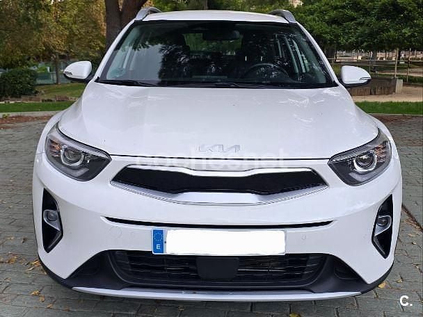 Blanco Usado 2023 Kia Stonic SUV | 15.000 € (Buen precio) - Imagen 1/4