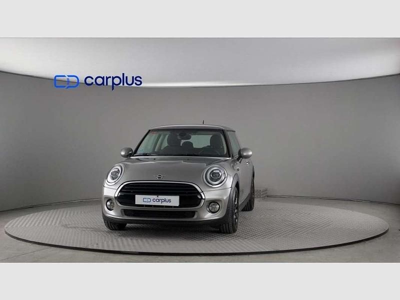 Usado Mini Cooper 136 CV (100 kW) 2018 Plateado Utilitario