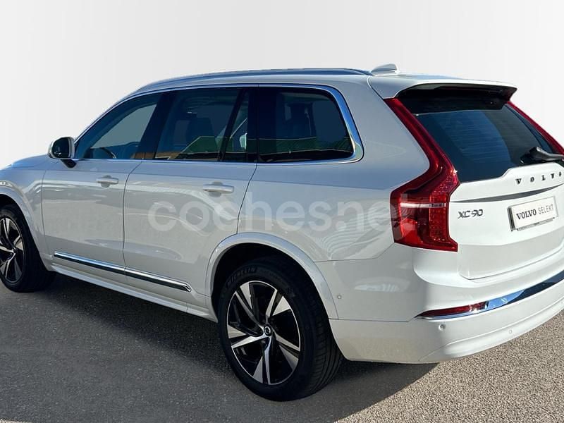 Usado Volvo XC90 Plus 250 CV (183 kW) 2024 Blanco SUV