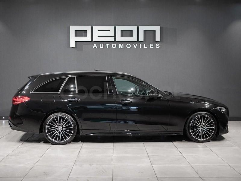 Usado Mercedes C220 200 CV (147 kW) 2021 Negro Familiar