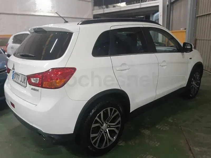Usado Mitsubishi ASX Motion 117 CV (86 kW) 2015 Blanco SUV