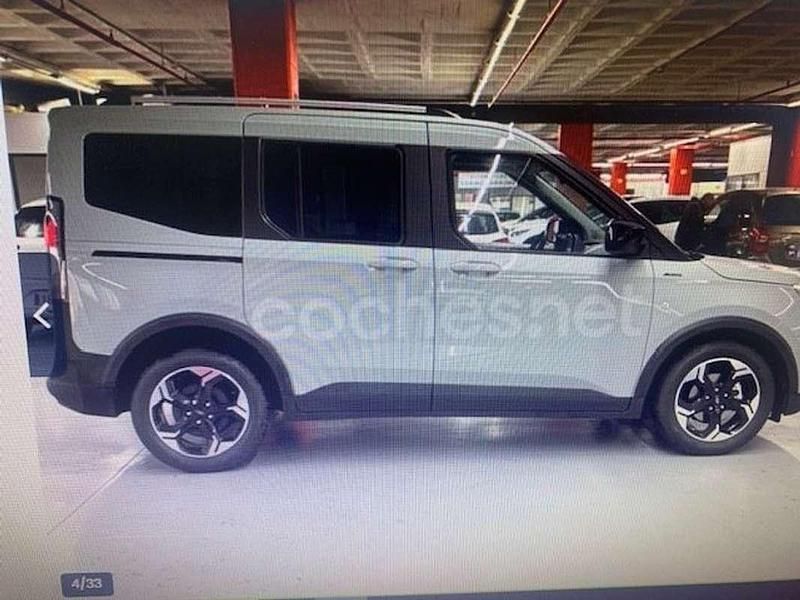 Usado Ford Tourneo Active 125 CV (91 kW) 2025 Gris Van