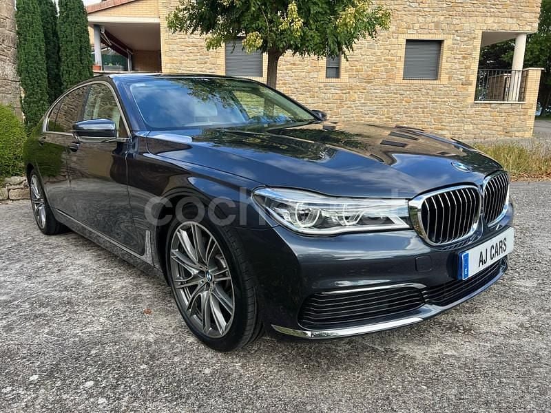 Używany BMW 730 Comfort Edition 265 KM (194 kW) 2017 Szary Sedan/Limuzyna