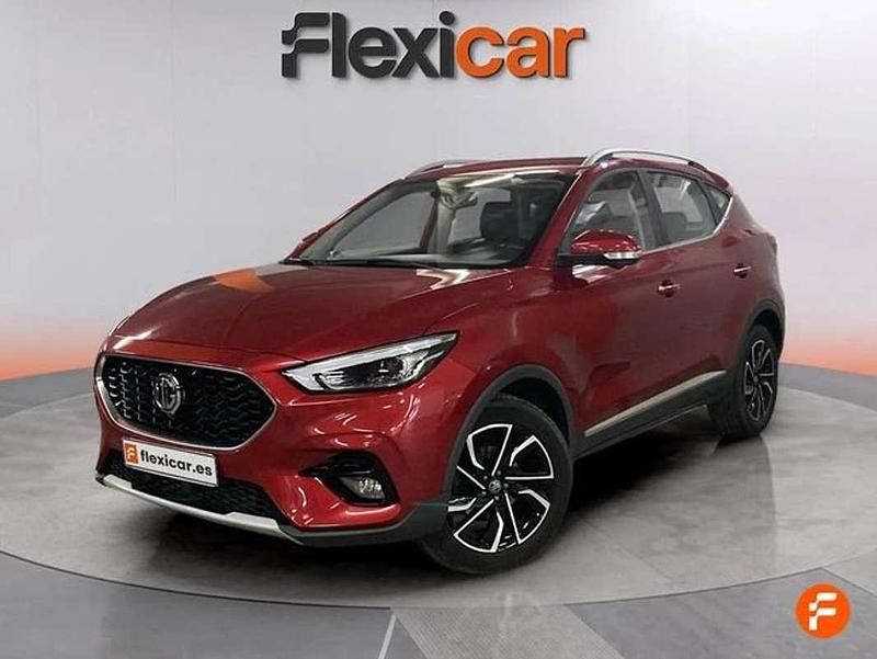 Usado MG ZS Luxury 111 CV (81 kW) 2023 Rojo SUV