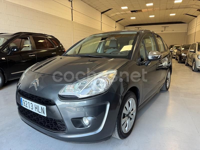 Gris / plata Usado 2014 Citroën C3 Berlina | 4799 € (Buen precio) - Imagen 1/4