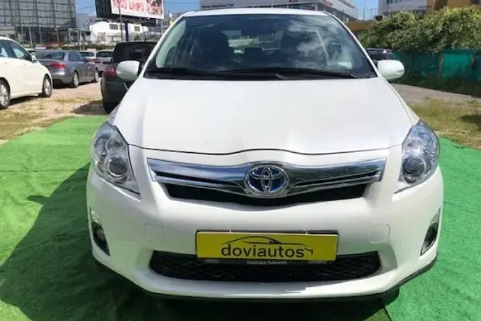 Usado Toyota Auris Hybrid Executive 136 CV (100 kW) 2011