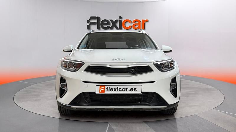 Usado Kia Stonic Plus 84 CV (61 kW) 2022 Blanco SUV