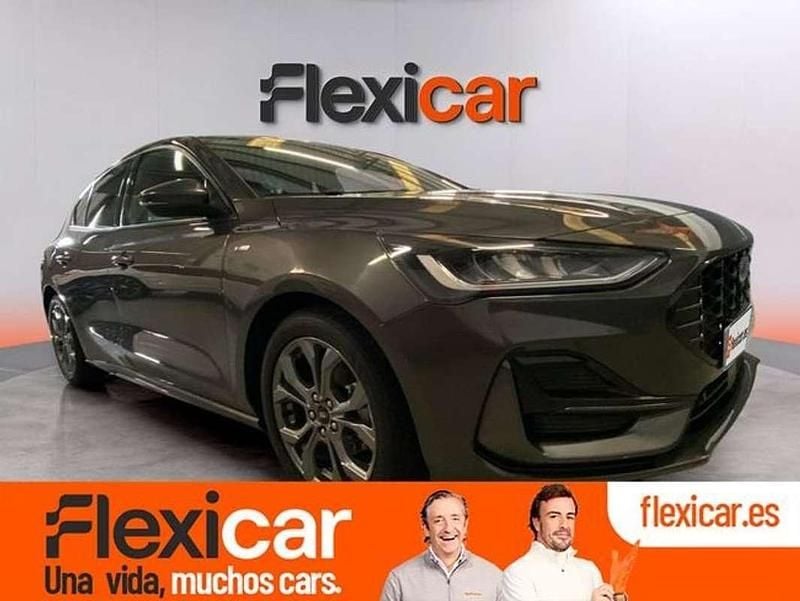 Usado Ford Focus ST-Line 155 CV (114 kW) 2023 Gris Berlina