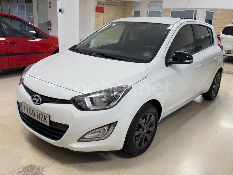 Blanco Usado 2014 Hyundai i20 GO! Berlina | 5850 € (Super precio) - Imagen 1/4