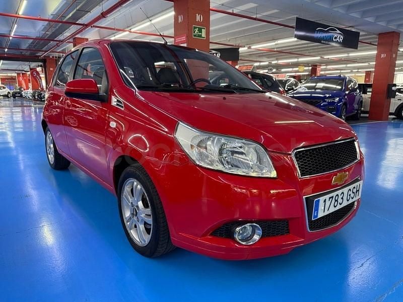 Usado Chevrolet Aveo LT 101 CV (74 kW) 2009 Rojo Berlina