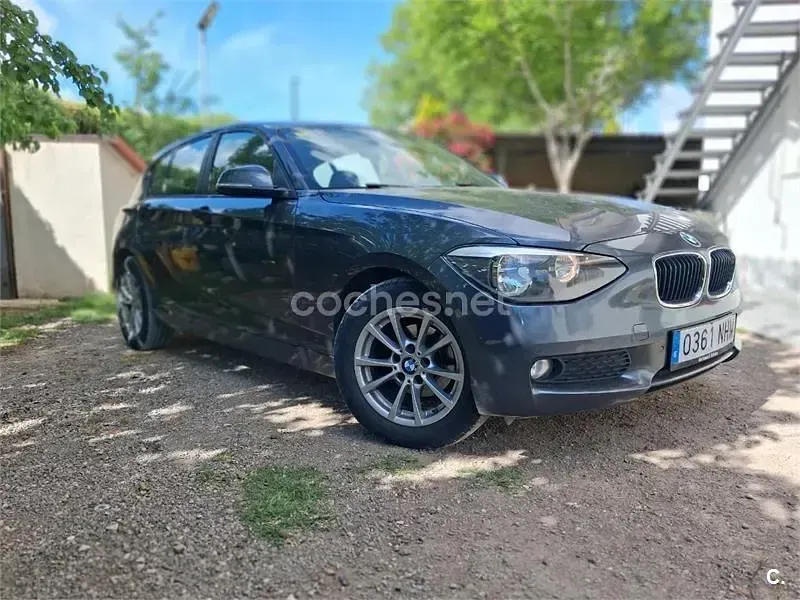 Usado BMW 116 Efficient Dynamics 116 HP (85 kW) 2013 Cinzento Citadino