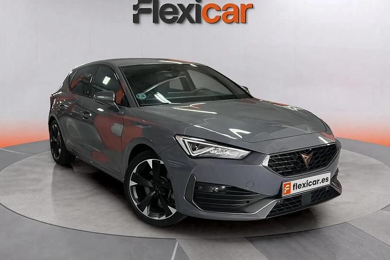 Gris Usado 2023 Cupra Leon Berlina | 24.790 € (Precio justo) - Imagen 1/4