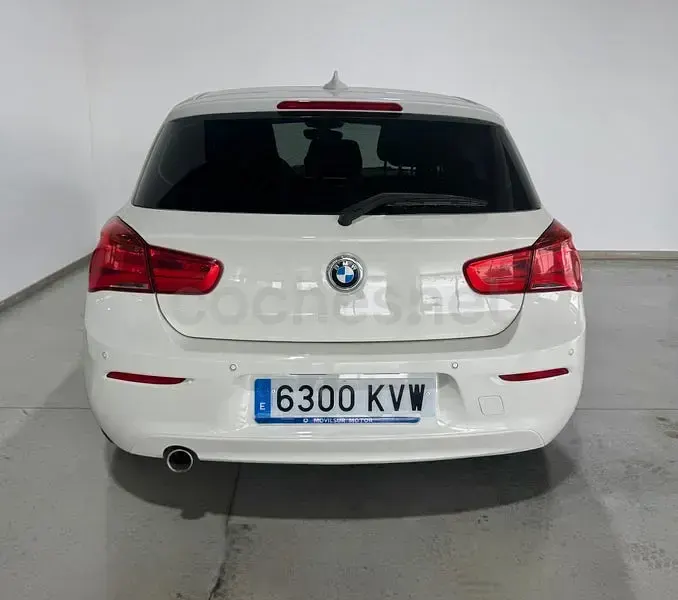 Usado BMW 116 Comfort Edition 109 CV (80 kW) 2019 Blanco Utilitario
