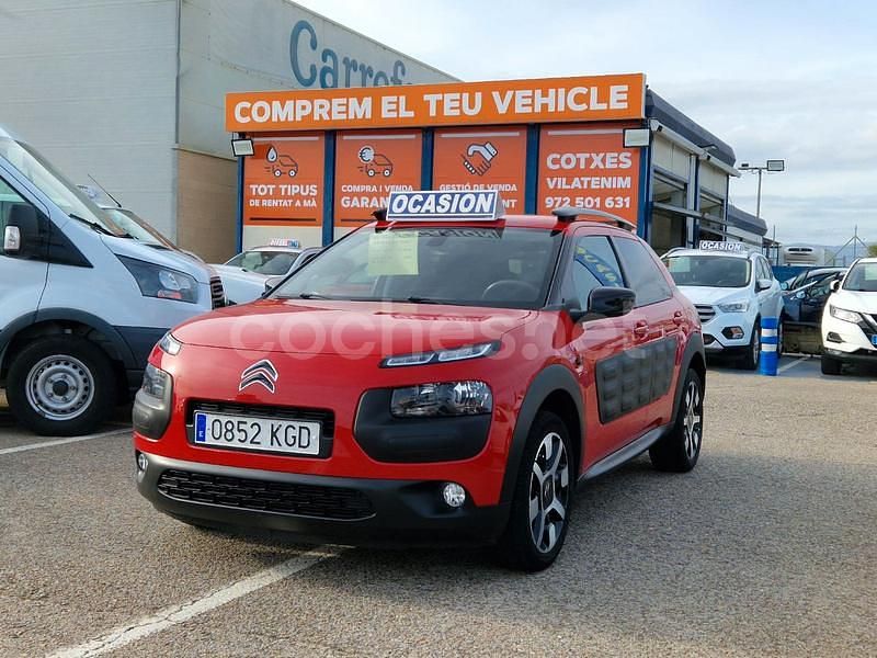 Rojo Usado 2017 Citroën C4 Cactus Feel Utilitario | 9900 € (Precio justo) - Imagen 1/4