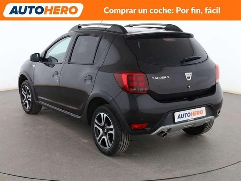 Usado Dacia Sandero 90 CV (66 kW) 2018 Negro Utilitario