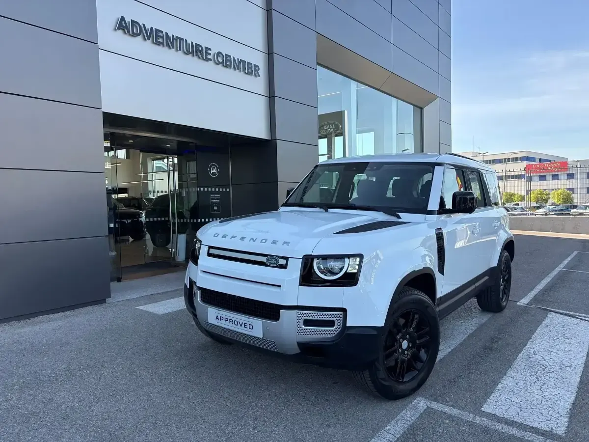 Usado Land Rover Defender S 250 CV (183 kW) 2025 SUV