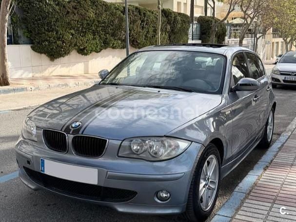 Usado BMW 120 150 CV (110 kW) 2005 Gris / plata Utilitario